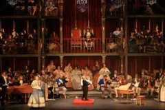 El-estreno-de-una-artista_Gloria-y-Peluca_002